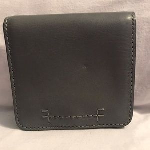 Frye women’s bi-fold wallet